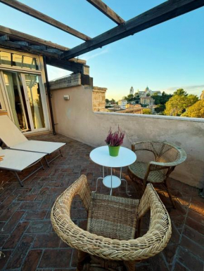 Domus Mirabilis Homestay